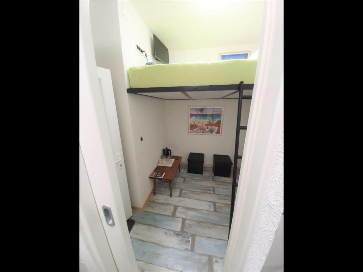 D Room Old Town Center ซาดาร์ ภายนอก รูปภาพ